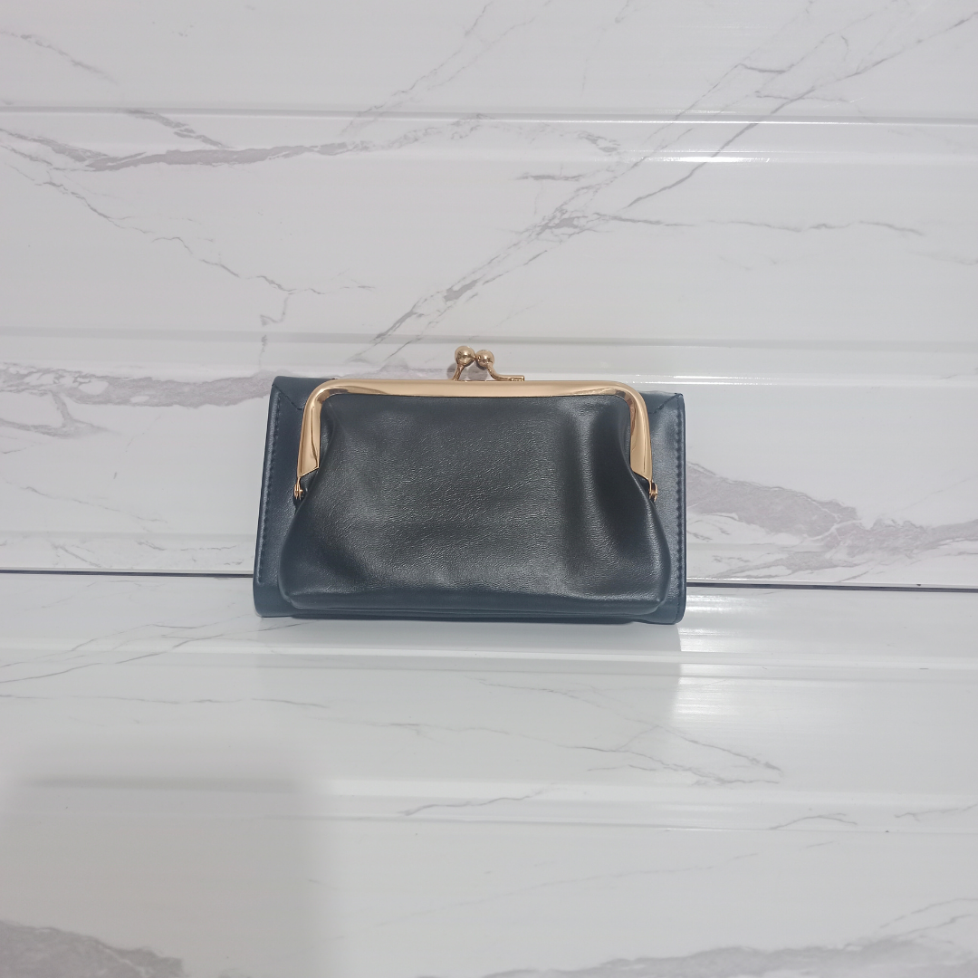 Long Wallet (Forever Young)