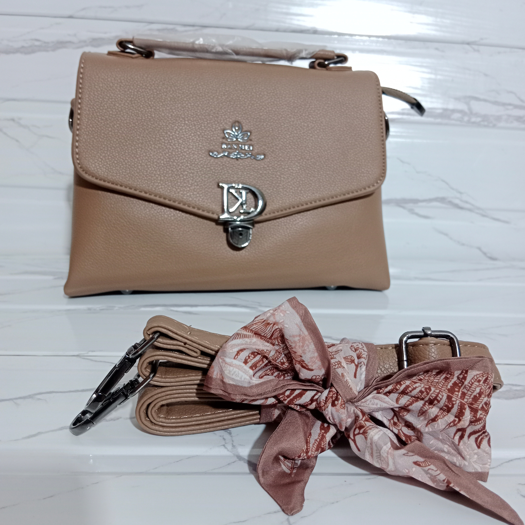 Banmei Oak Brown Ladies bag