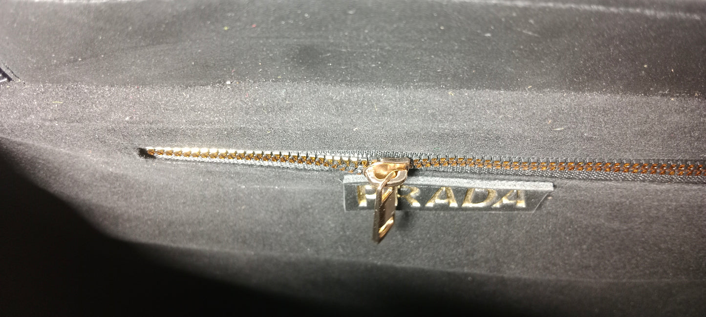 Prada Tote (Emirate Elegance)