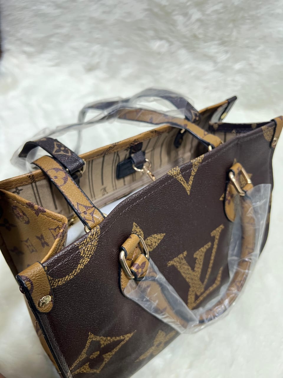 LV Tote Bag (Premium)